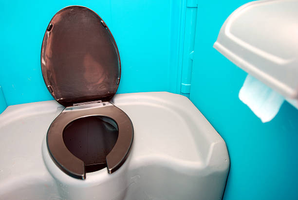Best Portable restroom trailer rental  in Halfway, MD